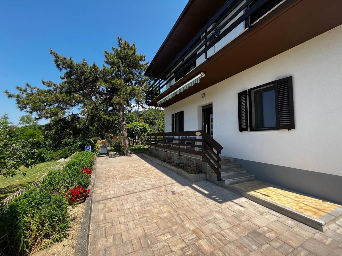 Active Chillax Oasis Apartments Ankaran Exterior foto